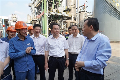 應(yīng)急部劉偉視察瀘天化 002.jpg 應(yīng)急部劉偉視察瀘天化 002.jpg