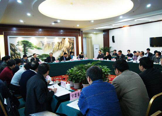 四川省副省長劉捷蒞臨瀘天化督導(dǎo)工作