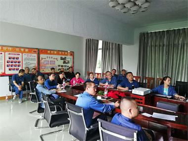 瀘天化股份公司包裝車間開展“班組長(zhǎng)創(chuàng)新經(jīng)驗(yàn)交流”活動(dòng)