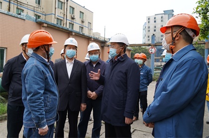 瀘州市委書(shū)記劉強(qiáng)帶隊(duì)到瀘天化督導(dǎo)安全生產(chǎn)工作