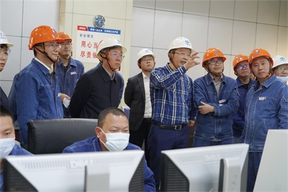 集團公司領導率隊到股份公司進行“五一”節(jié)前安全大檢查