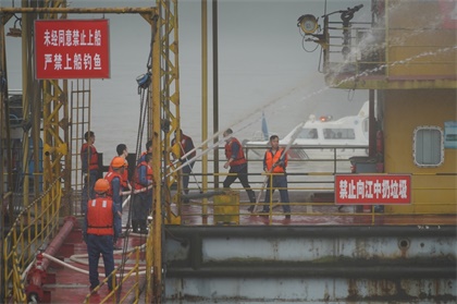 瀘天化開展2020年港口火災(zāi)事故應(yīng)急聯(lián)動(dòng)演練