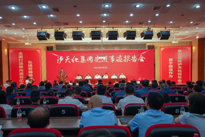 廖廷君：獲得“全國(guó)五一勞動(dòng)獎(jiǎng)?wù)隆笔菍?duì)我過(guò)去成績(jī)的肯定，更是對(duì)我未來(lái)工作的鞭策