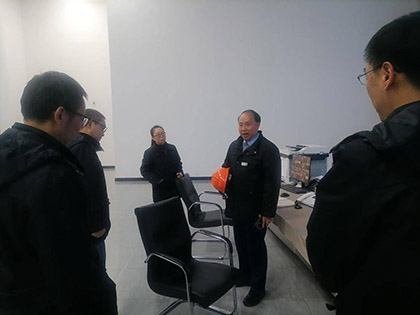 瀘天化股份公司黨委書記、董事長廖廷君到指揮中心調(diào)研指導(dǎo)工作